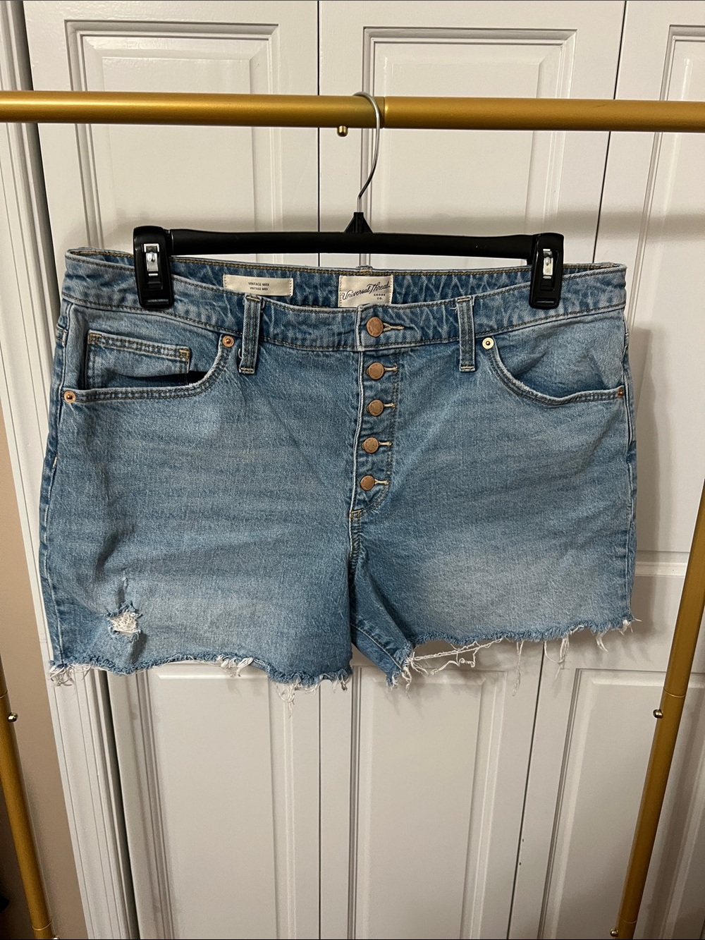 Universal Thread Vintage Midi Shorts